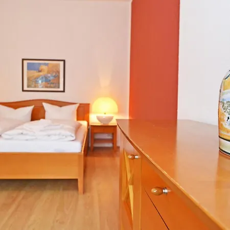 Apartment Regina 2 *
